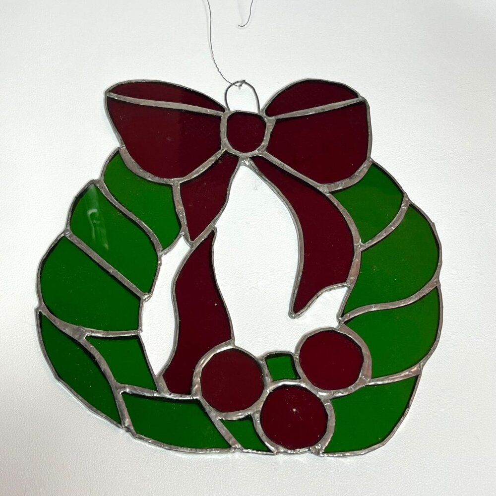 Stained Glass Christmas Wreath Sun Catcher Red Bow & Berries Vintage